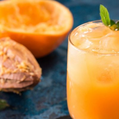 A zesty & lovely Orange Blossom Cocktail
