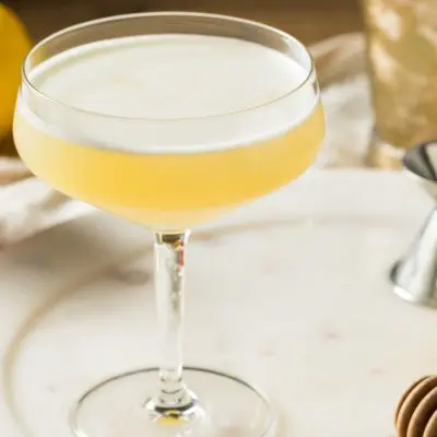 Bee's Knees Cocktail