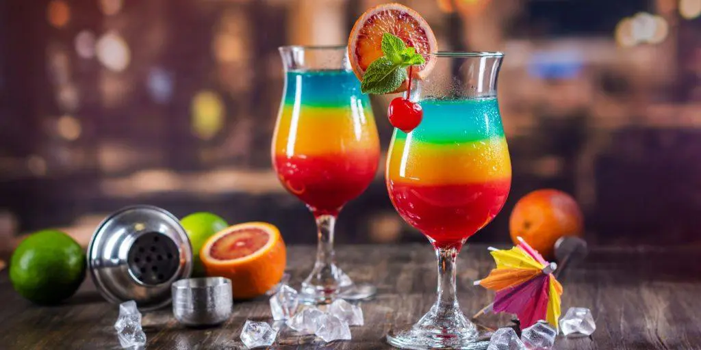 Set of 2 selling courses - perfect for aperitif - rainbow - multicolored