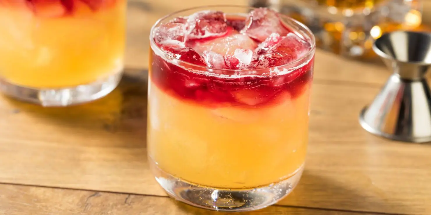 22 Sour Cocktails For Newbies 2024 9682