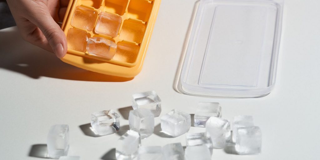 The Best Clear Ice Cube Tray