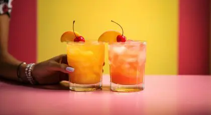 14 Refreshing Peach Cocktails to Try in 2025